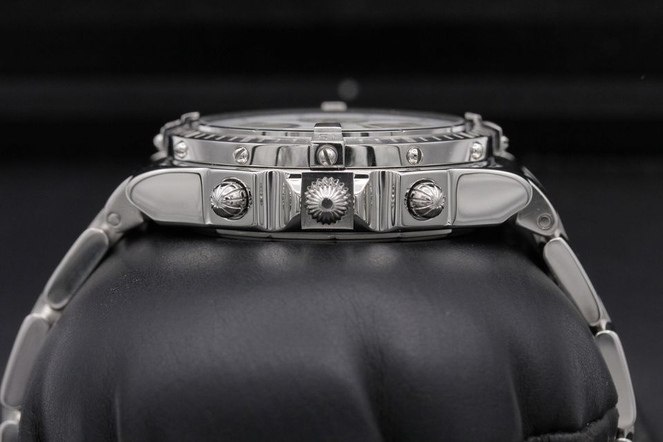 Breitling Chronomat A13352 Image 3